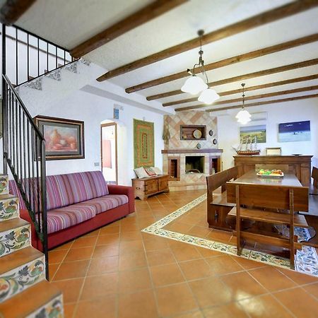 מרינה די רגוזה Villa Dell'Ulivo מראה חיצוני תמונה