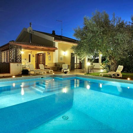 מרינה די רגוזה Villa Dell'Ulivo מראה חיצוני תמונה
